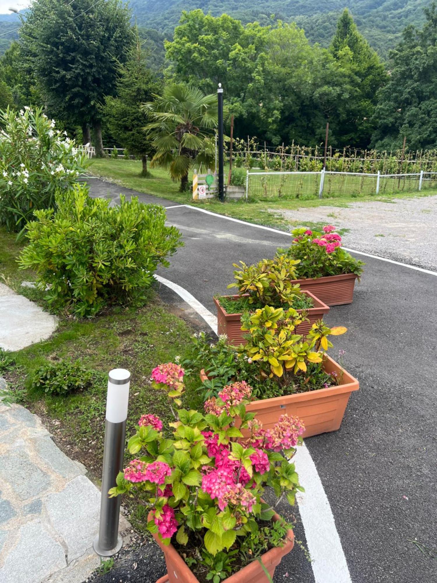 Casa R&E Villa Valbrona Luaran gambar